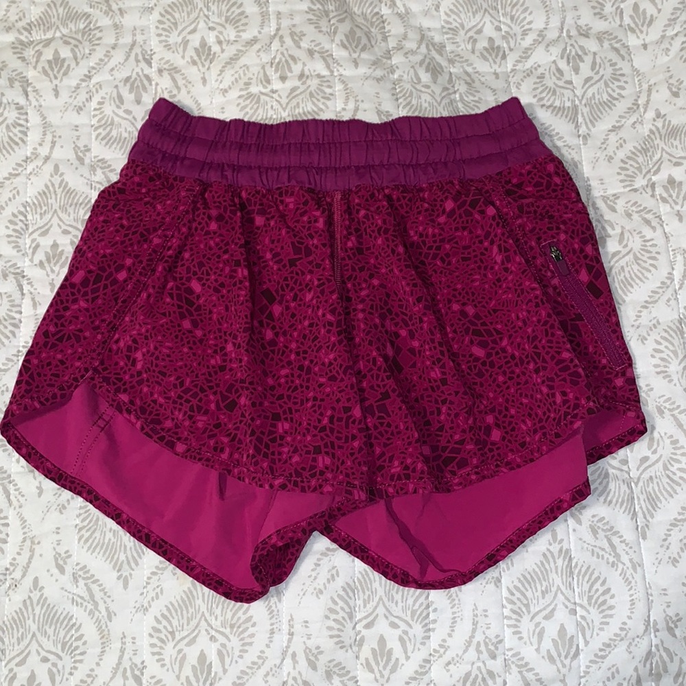 Lululemon tracker shorts